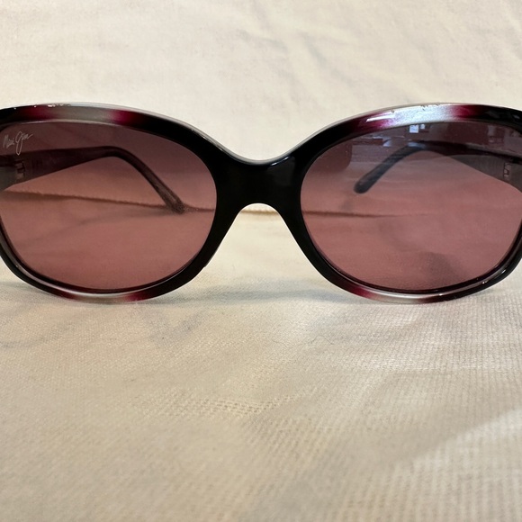 Maui Jim Women’s Sunglasses - Cloud Break STG-SG - Picture 6 of 7
